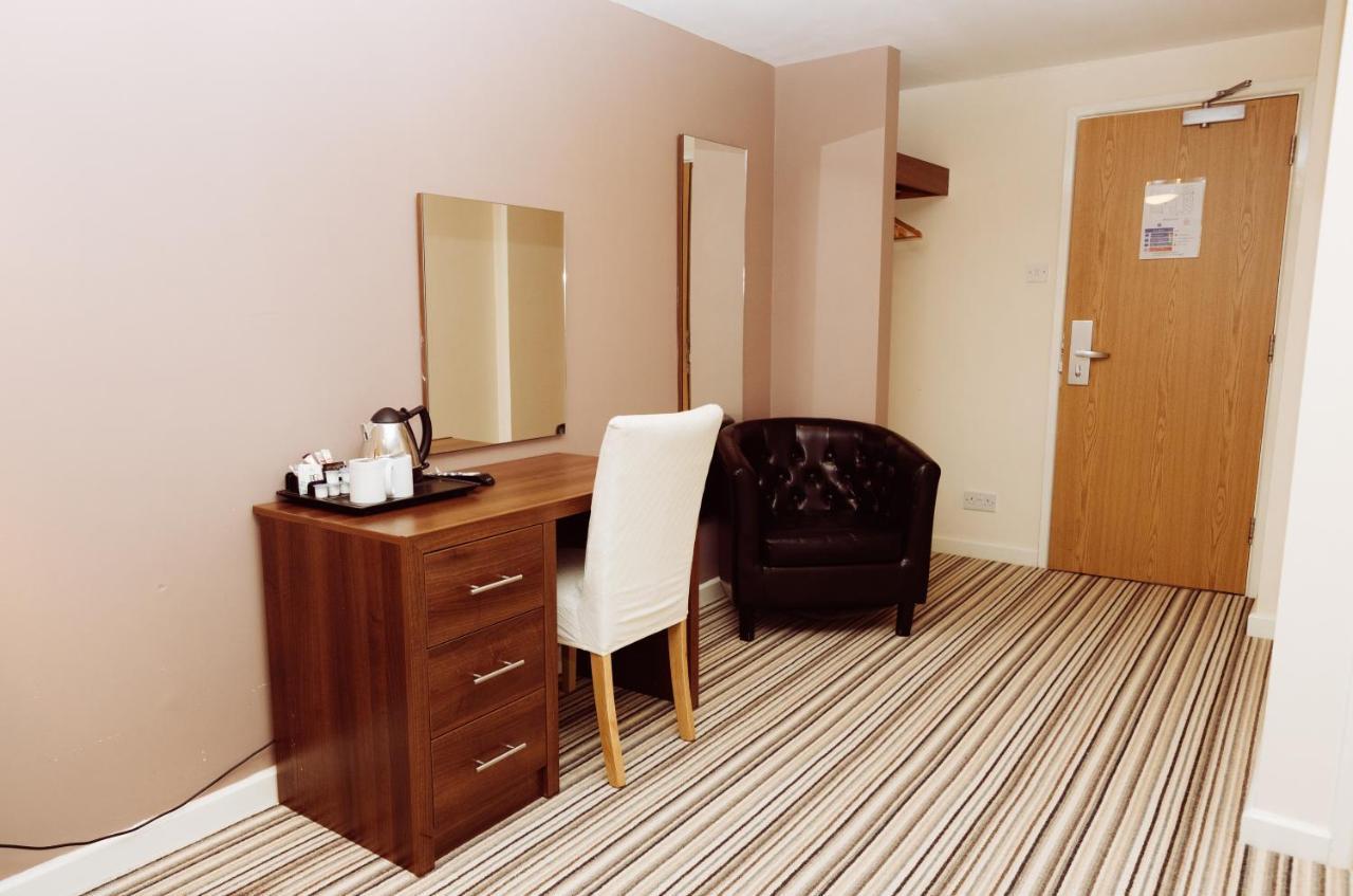 The Angel Hotel Alton  Εξωτερικό φωτογραφία